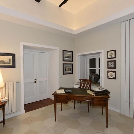 B&B Casazeni Napoli Bagian luar foto